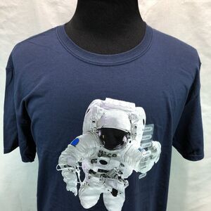Neon Riot NASA Spaceman Men's Short Sleeve Cotton Navy Tee Shirt XL XX17 NWT